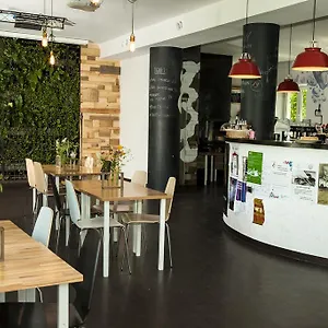  Hostel Wilson Polska