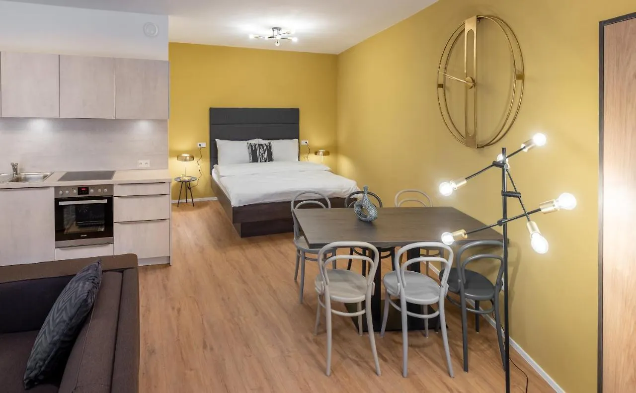 Vn48 Suites By Adrez Prága Apartmanhotel