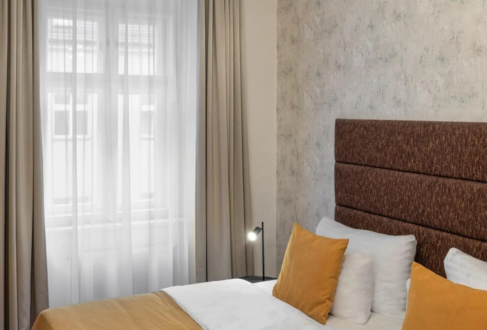 Aparthotel Vn48 Suites By Adrez Prague