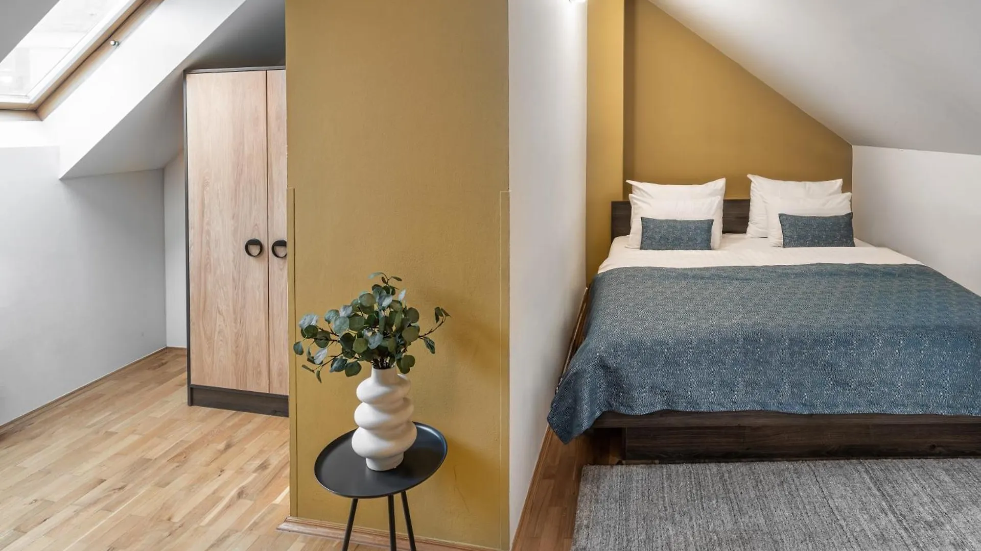 Vn48 Suites By Adrez Prag