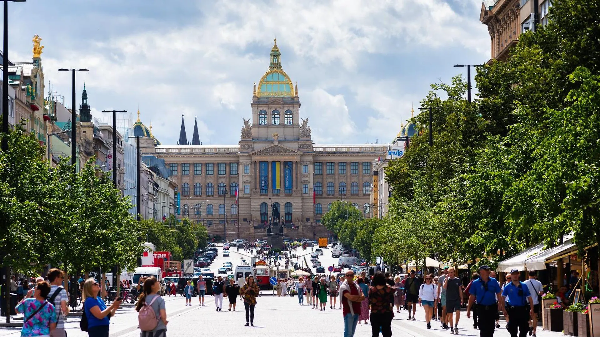 Vn48 Suites By Adrez Prague