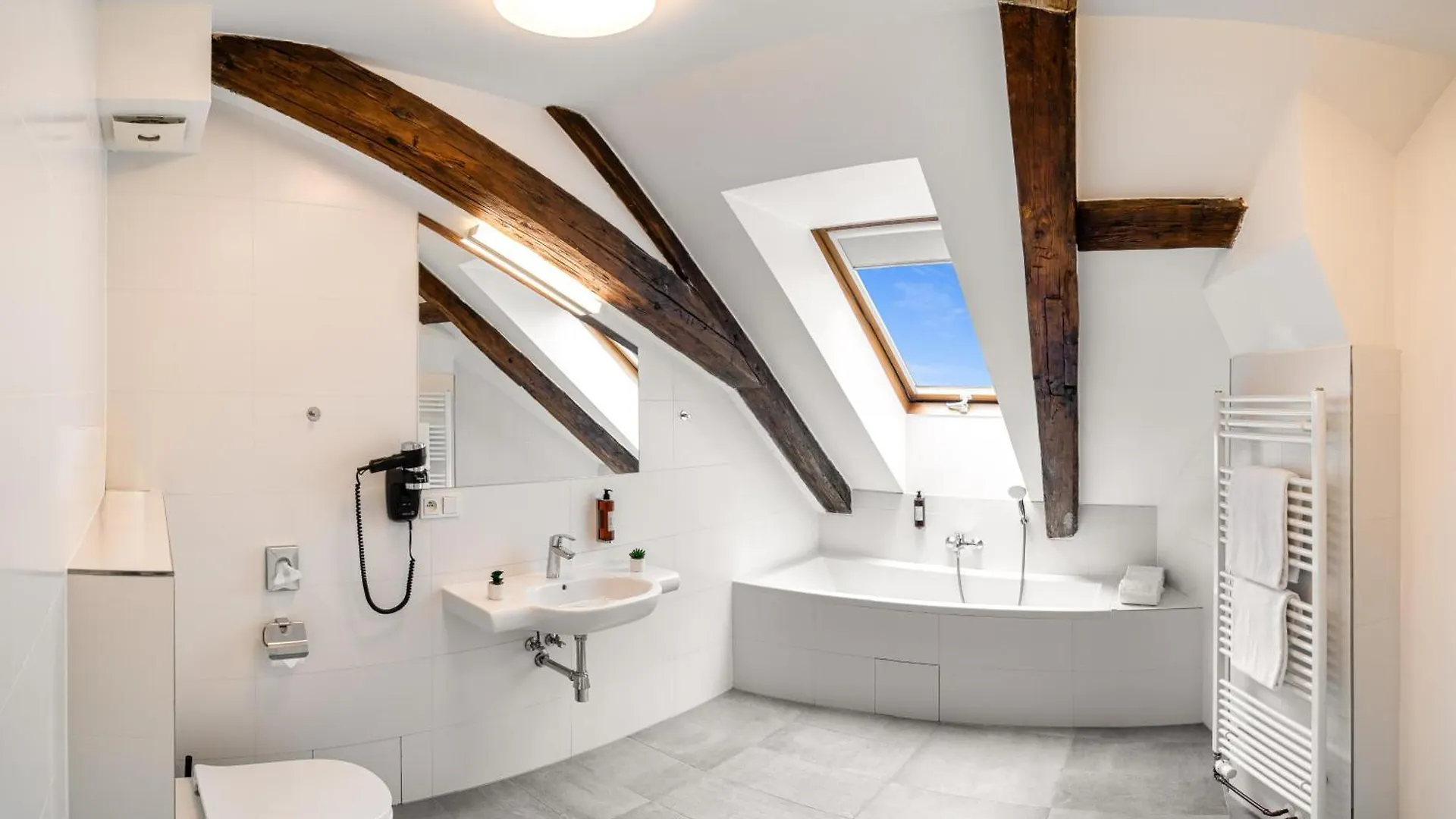 Aparthotel Vn48 Suites By Adrez Prag